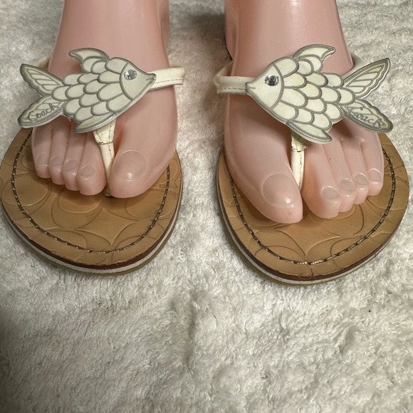 RARE Coach Nautical White Leather Fish Thong Sandal Y2K Monogram Flip Flops 8.5W - Picture 4 of 9